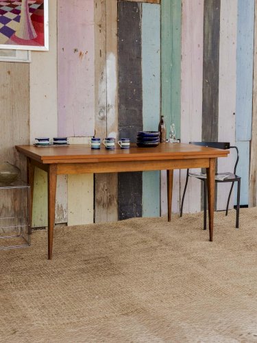 Karla, la table à manger en teck N°1080