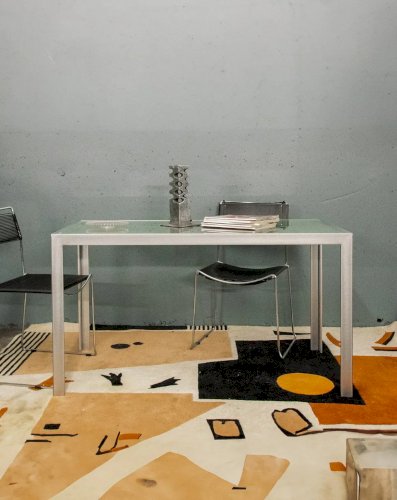 Karla, la table à manger en verre et métal Monica Armani N°1051