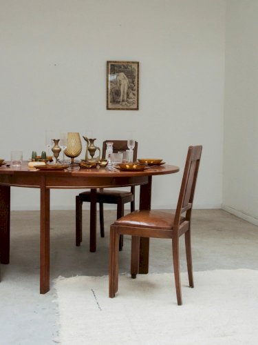 Karla, la table à manger ronde en bois N°1012