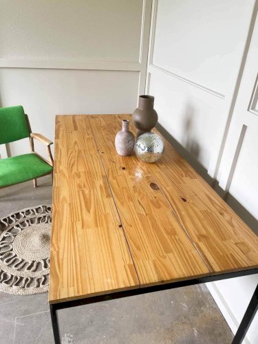 Karla, la table industrielle N°7