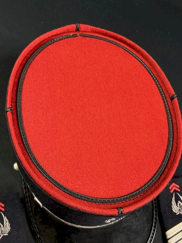 Képi neuf Sous-officier de l'Arme du Train Armée de terre & paire de fourreaux