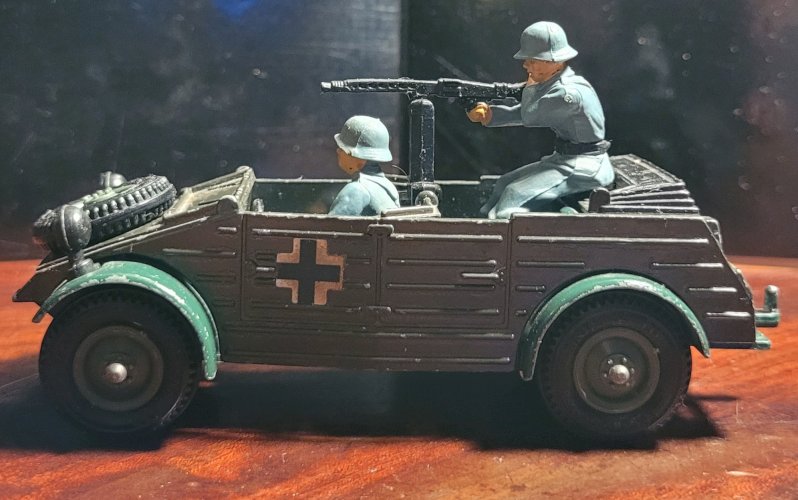 Kubelwagen Britains Ltd 1974 ech 1:32