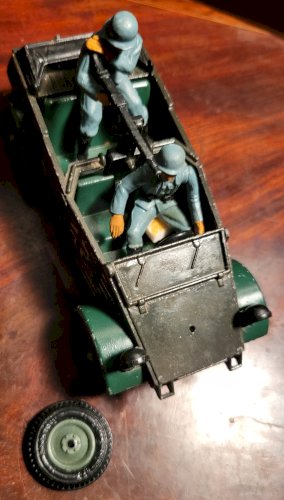 Kubelwagen Britains Ltd 1974 ech 1:32