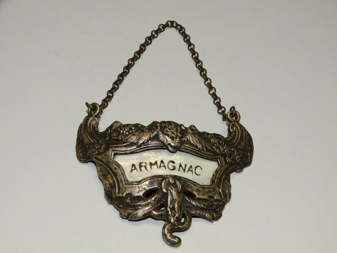 -LABEL de CARAFE ETIQUETTE ARMAGNAC XIXe NAPOLEON III Métal argenté COLLECTION D