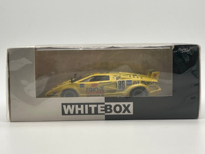 Lamborghini Countach 25e anniversaire (1994) 1/43 Whitebox