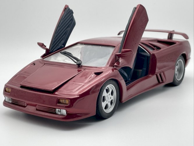 Lamborghini Diablo  1/18 Maisto