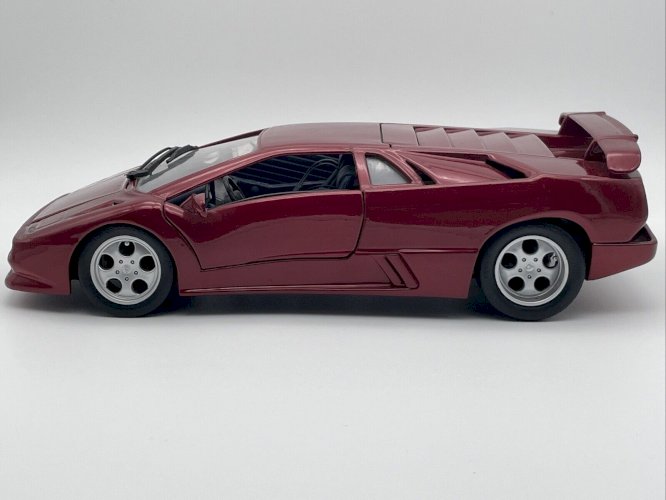 Lamborghini Diablo  1/18 Maisto