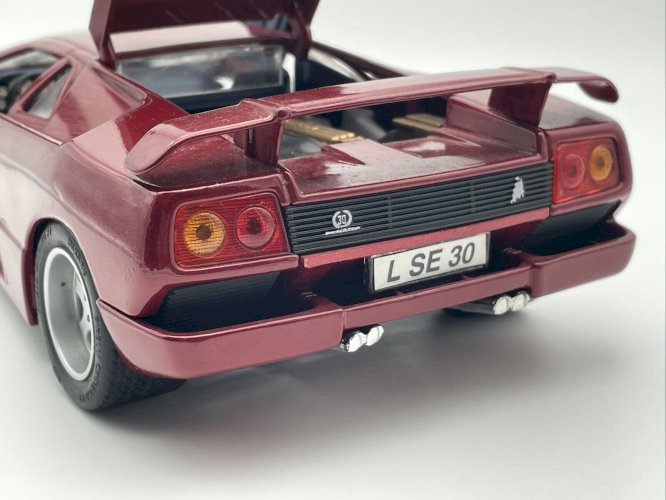 Lamborghini Diablo  1/18 Maisto
