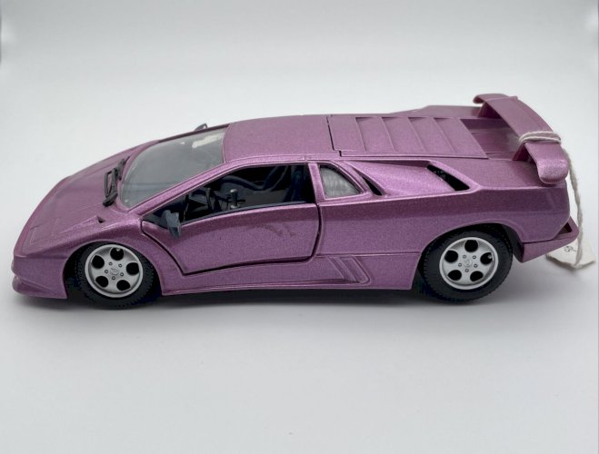 Lamborghini Diablo  1/24 Maisto