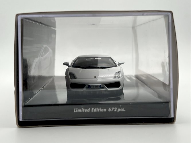 Lamborghini Gallardo LP560-4 (2009) 1/43 Minichamps