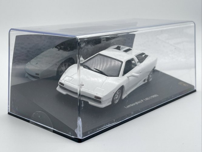 Lamborghini P 140 (1988) 1/43 Altaya