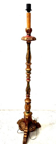 Lampadaire en bois sculpté polychrome XX siècle