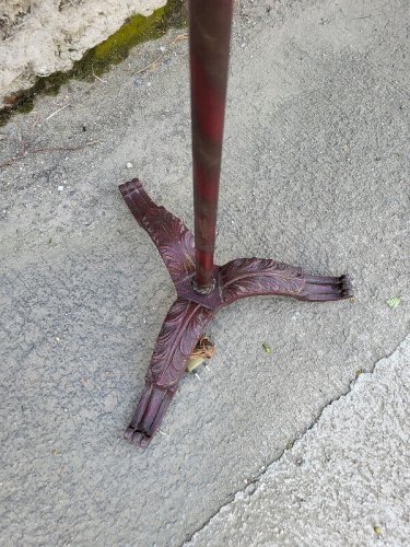 LAMPADAIRE EN FER FORGE REGLABLE EN HAUTEUR
