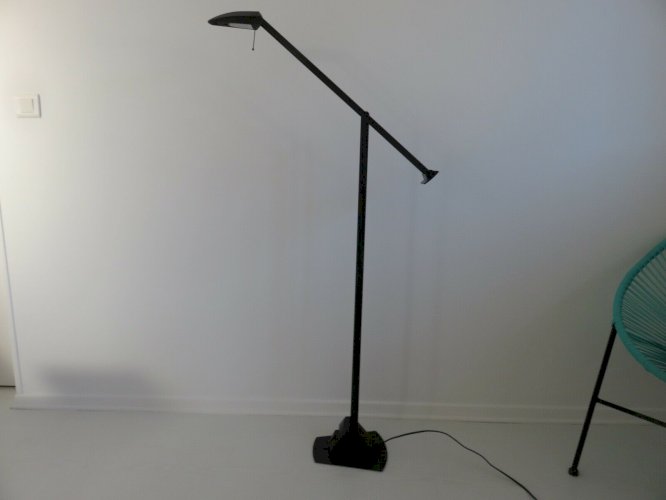 LAMPADAIRE, LISEUSE A BALANCIER  PATTE DOIE  EDITION MASSIVE ANNEES 80 