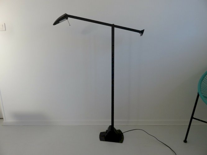 LAMPADAIRE, LISEUSE A BALANCIER  PATTE DOIE  EDITION MASSIVE ANNEES 80 