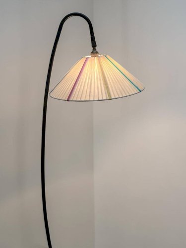 Lampadaire liseuse tripode, France, années 1950