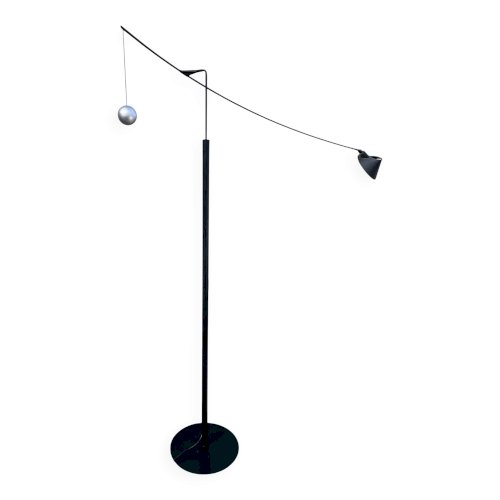 lampadaire Nestore design Carlo Forcolini pour Artemide
