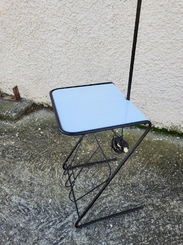 LAMPADAIRE PORTE REVUES DES ANNEES 1960
