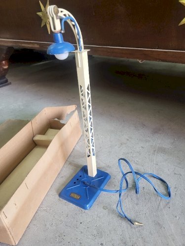 LAMPADAIRE TRAIN ELECTRIQUE SERIE HORNBY EN BOITE