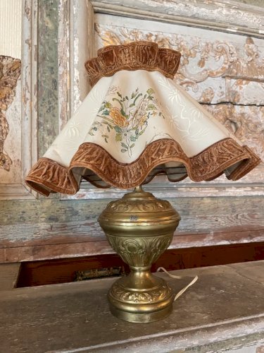 Lampe 1900 en cuivre et abat-jour plissé