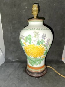 floral decorative lamp on Haviland Limoges vase base in good condition