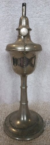 Lampe A Huile Ancienne ..1545