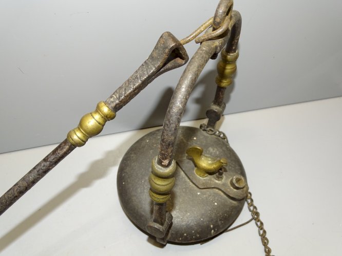 -LAMPE A HUILE de MINEUR DECORS COQ BRONZE Gravée St ETIENNE LOIRE FER XVIII/XIX