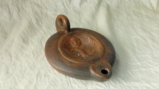 CLAY OIL LAMP *