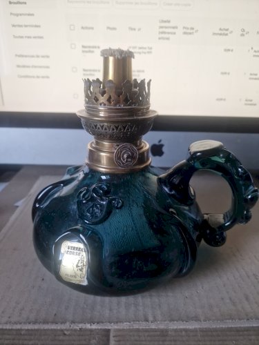 LAMPE à PETROLE  en verre soufflé , bullé, verrerie corse Felicito _ TBE