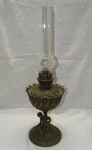 -LAMPE A PETROLE XXe EN BRONZE PIED ANGELOT JUS DE TROUVAILLES PATINE ANCIENNE D
