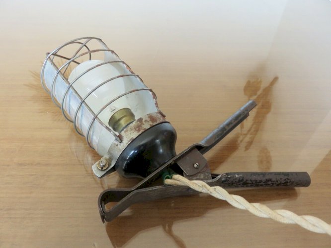 LAMPE A PINCE BALADEUSE METAL ET BAKELITE  RADIUS  ANNEES 40 50 INDUSTRIELLE