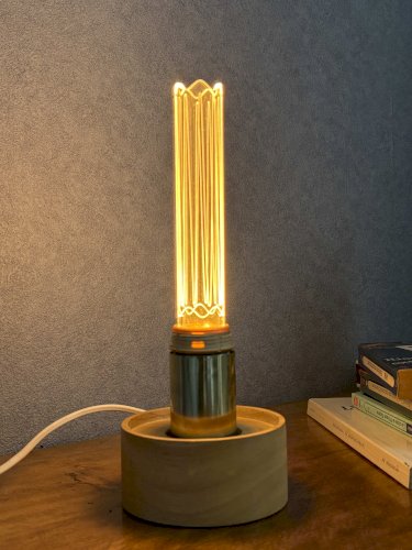 Lampe à poser bois & laiton