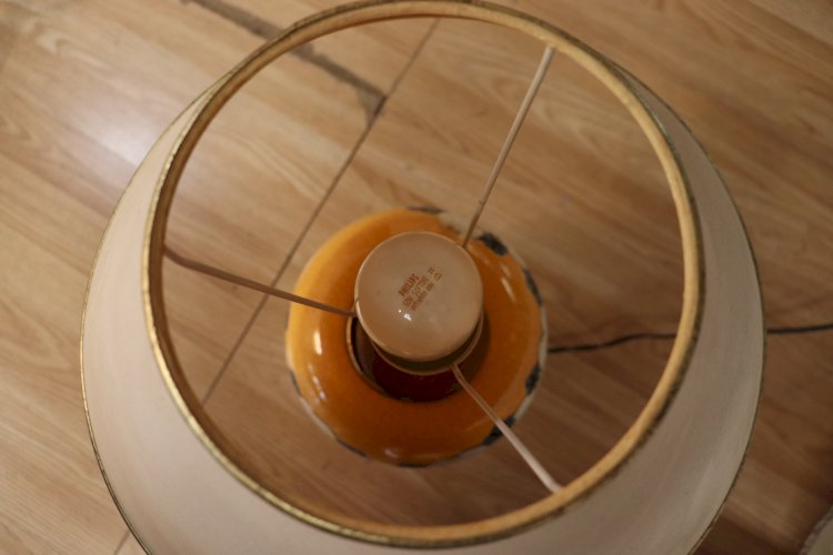 Lampe à poser en faïence de Nancy, style émaux de Longwy