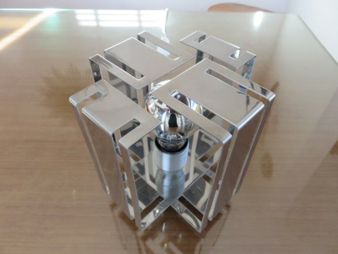 LAMPE A POSER EN METAL CHROME ANNEES 70 VINTAGE