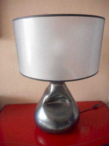 LAMPE A POSER HELIOS LA ARGENT LAURIE LUMINAIRE
