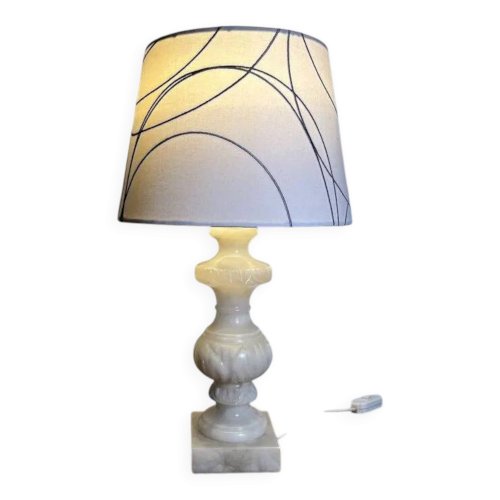 Lampe à poser pied en albâtre