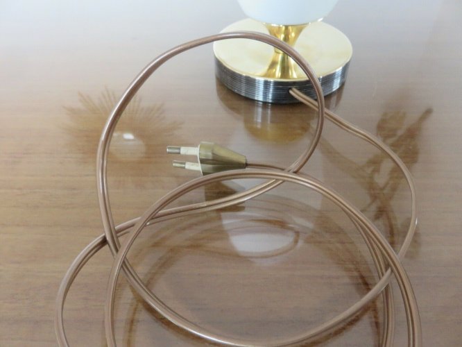 LAMPE A POSER  ROYAL LUMIERE LUNEL  LAITON DOUBLE PATINE ET OPALINE 1950 60 
