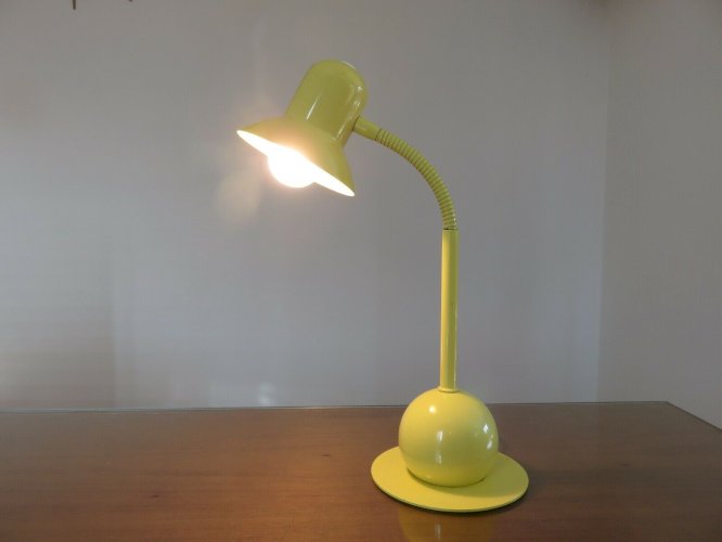LAMPE A POSER STYLE  MEMPHIS  JAUNE PALE ANNEES 80 VINTAGE