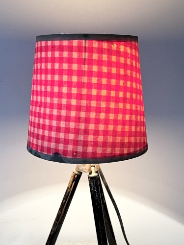 Lampe à poser vintage, pieds extensibles