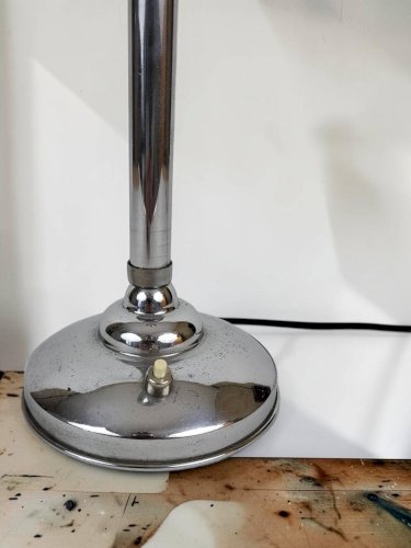 Lampe Art déco en métal chromé