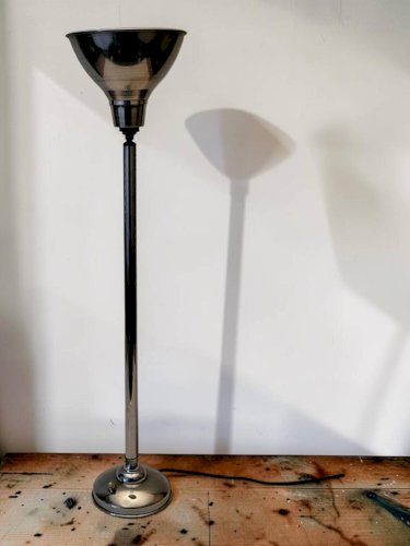 Lampe Art déco en métal chromé