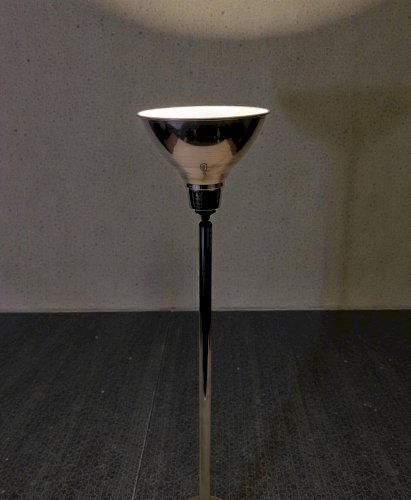 Lampe  Art déco en métal chromé