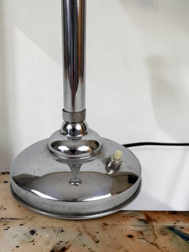 Lampe Art déco en métal chromé