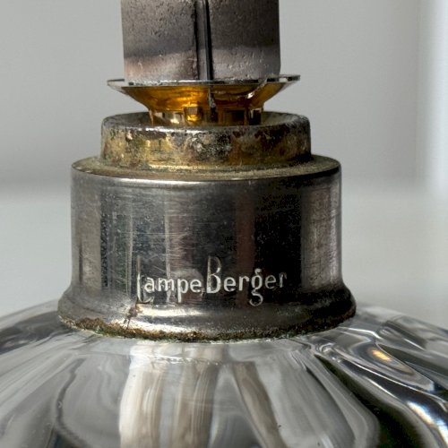 Lampe Berger en cristal taillé pans coupés début XXe M3932