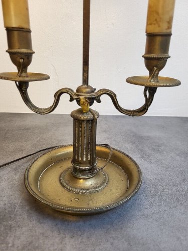 LAMPE BOUILLOTE EN BRONZE ABAT JOUR EN TOLE N° 1