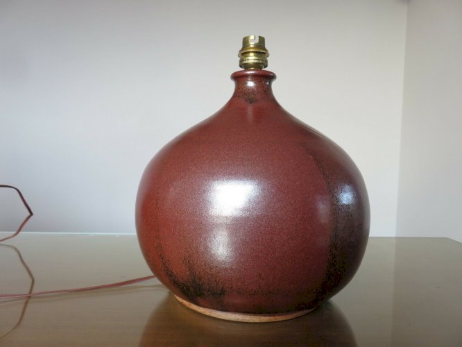 LAMPE  BOULE  EN CERAMIQUE SIGNEE ANNEES 50 60