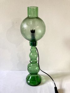 Cevin lamp in green glass