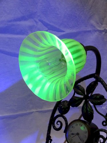 -LAMPE DE CHEVET DE TABLE ART DECO FER FORGE REVEIL PENDULETTE TULIPE OURALINE D
