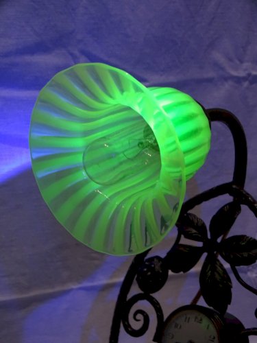 -LAMPE DE CHEVET DE TABLE ART DECO FER FORGE REVEIL PENDULETTE TULIPE OURALINE D