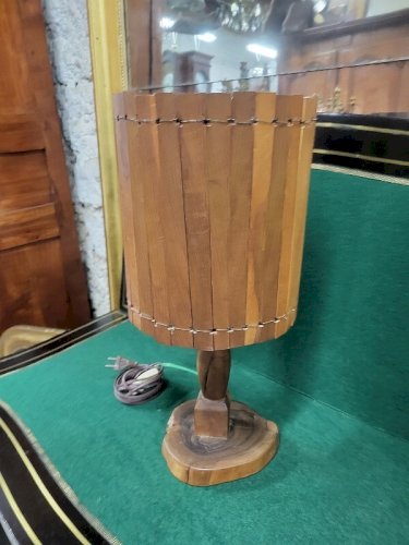 LAMPE DE CHEVET EN OLIVIER